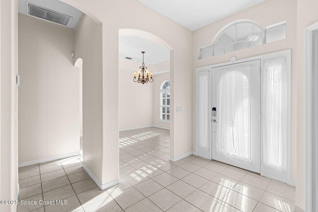 Building Photo - 943 Carriage Hill Rd