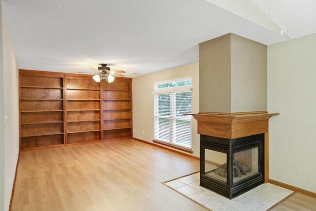 Building Photo - Community Water Access! Gorgeous Home!