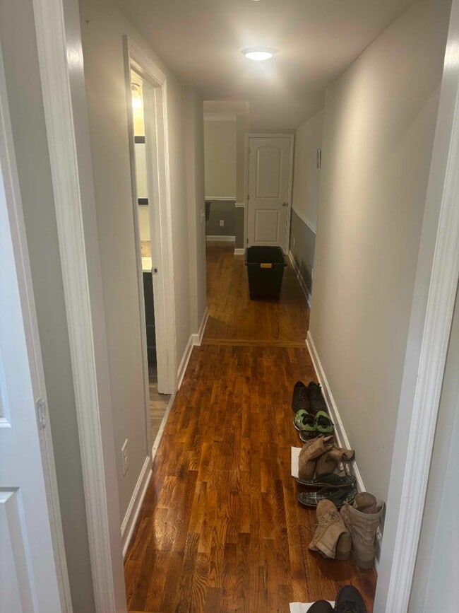 Primary Photo - 23 E 2nd St