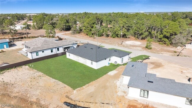 Building Photo - 4989 Fairway Ct