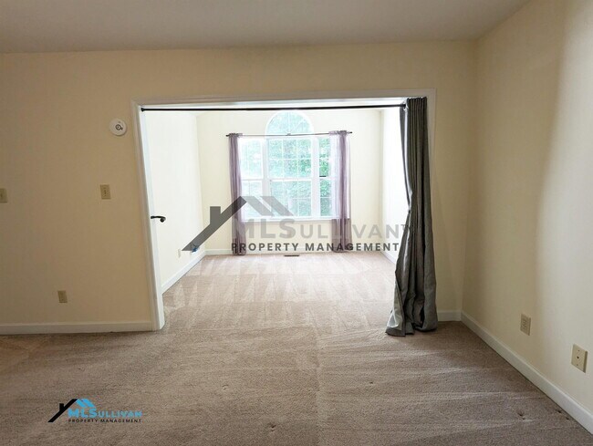 Building Photo - 419 Summerwalk Cir