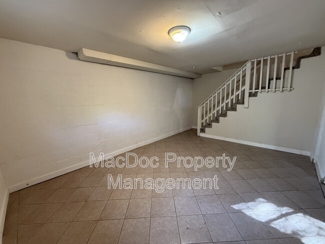 Building Photo - 1719 Lafayette Blvd