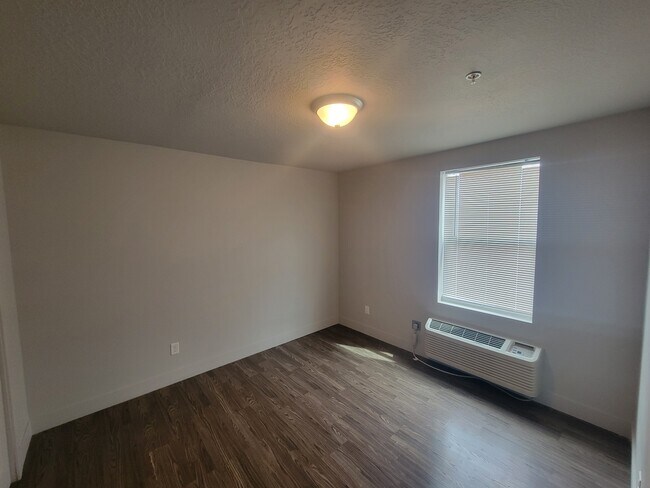 Interior Photo - 8th & 8th Apartments
