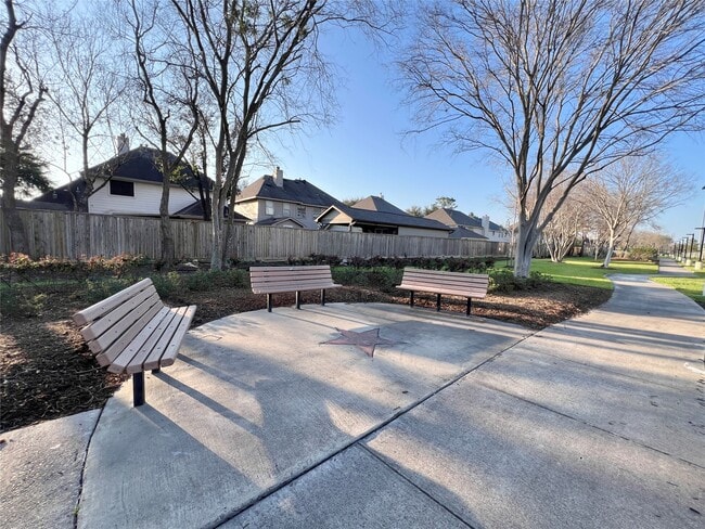 Building Photo - 3311 Whitebud Dr