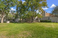 Building Photo - 2618 S Xanadu Way
