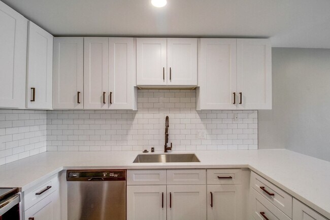 Interior Photo - Glo Apartments