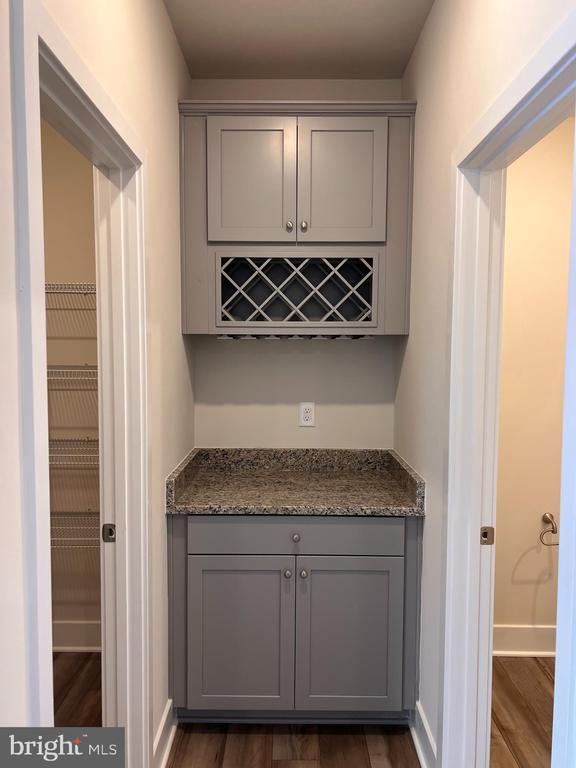 Building Photo - 13927 Anderson Gdn Rd