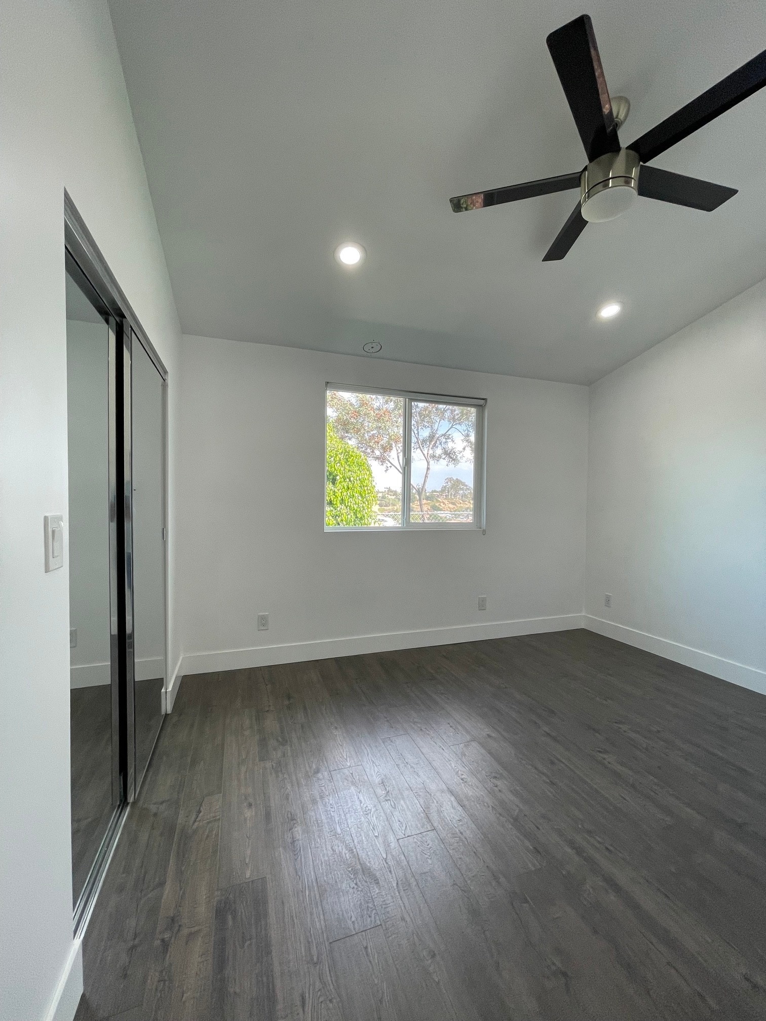 Building Photo - 448 Satinwood Way