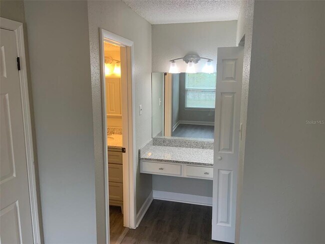 Building Photo - 3756 Idlebrook Cir
