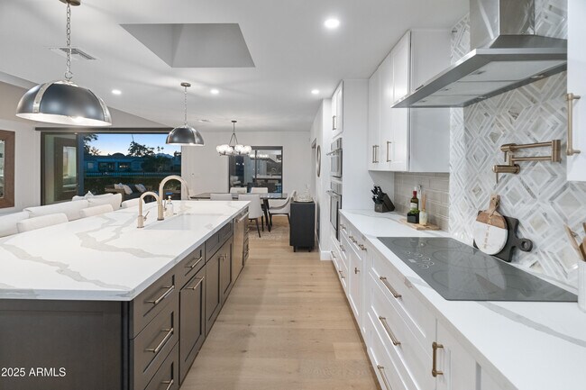 Building Photo - 8556 N 84th St