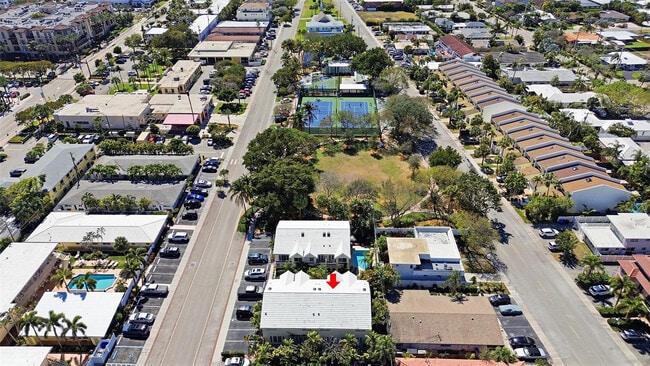 Building Photo - 4525 Bougainvilla Dr