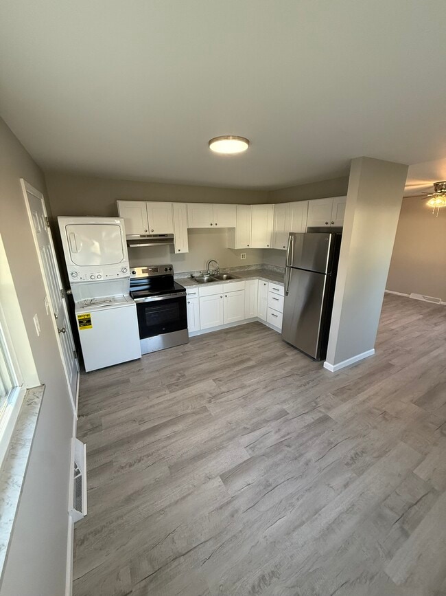 Building Photo - 3623 Terrace Dr