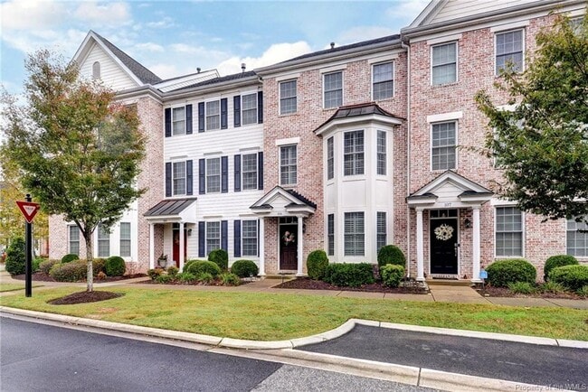 Primary Photo - 105 Laydon Way