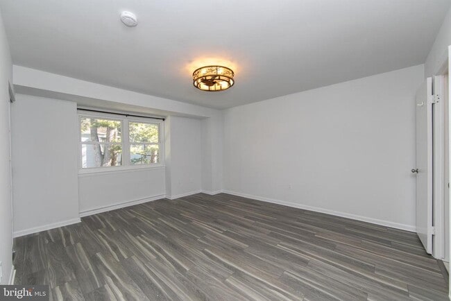 Building Photo - 363 Barton Run Blvd