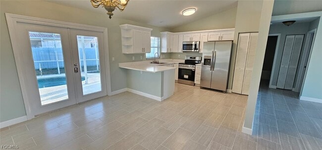 Building Photo - 510 SE 27th Terrace