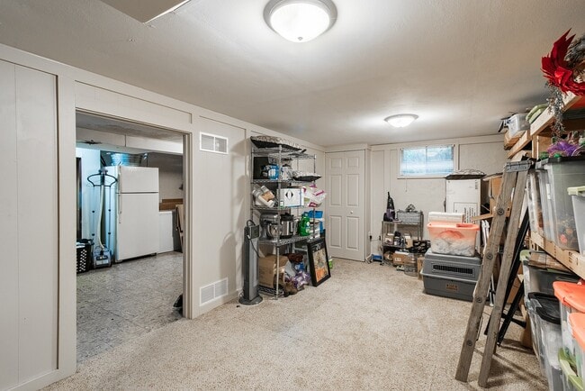Building Photo - 3 Bed 2.5 Bath in Overland Park Nall Hills
