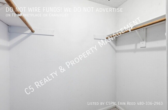 Building Photo - 4950 N Miller Rd