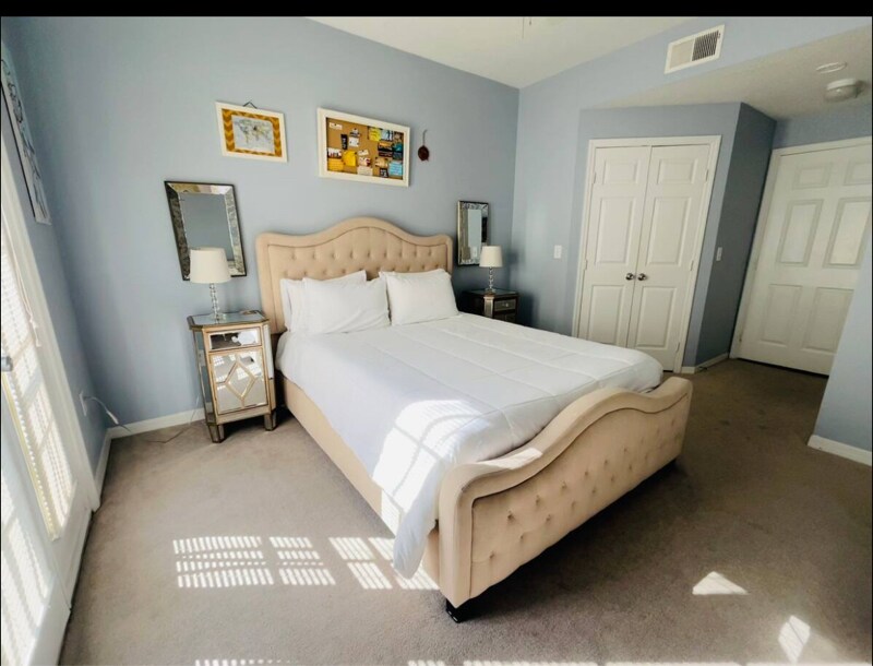 Building Photo - 501 Knights Run Ave