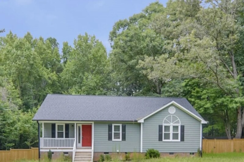 Primary Photo - 2901 Buckboard Ln