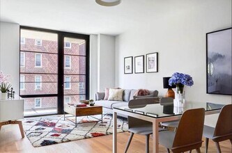 Building Photo - 1 bedroom in BROOKLYN NY 11230