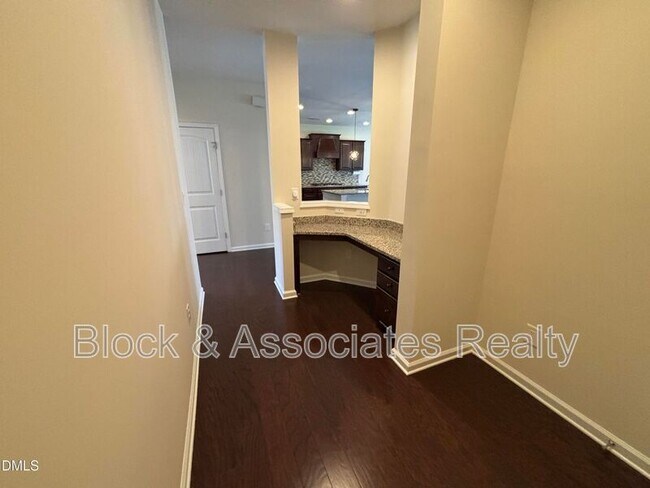 Building Photo - 1009 Magnolia Blossom Ln