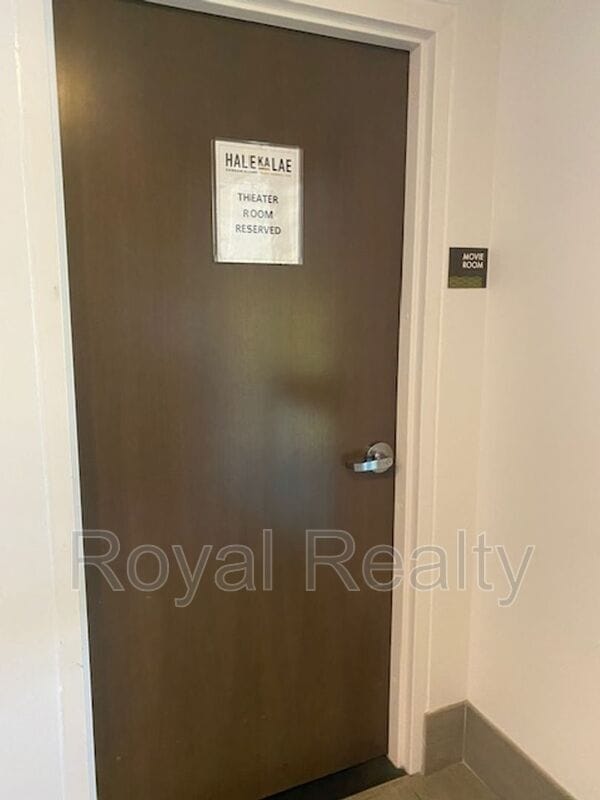 Building Photo - 7000 Hawaii Kai Dr