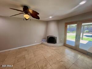 Building Photo - 2715 E Cholla St