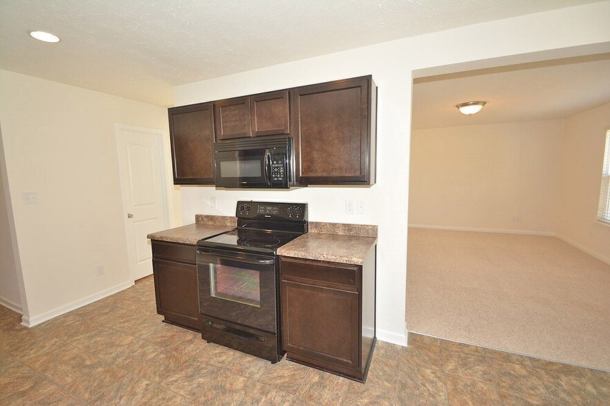 Building Photo - 8341 Sansa St