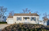 Building Photo - 3135 La Vista Dr