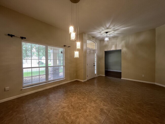 Building Photo - 3466 Laurel Leaf Dr