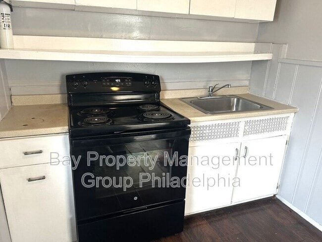 Building Photo - 229 Ridley Ave