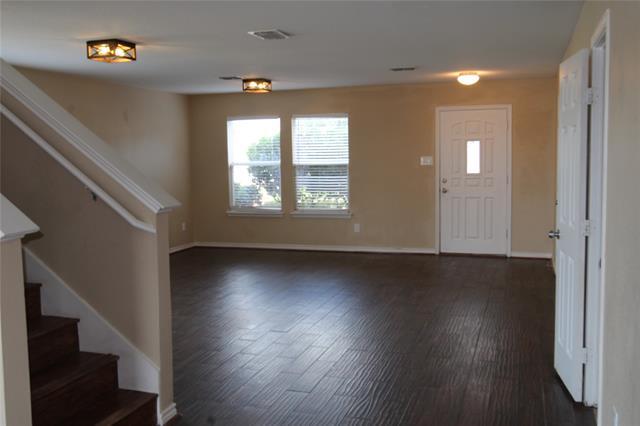Building Photo - 2435 Castle Pines Dr