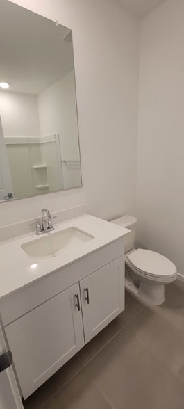 Building Photo - 20200 W Rancho Dr