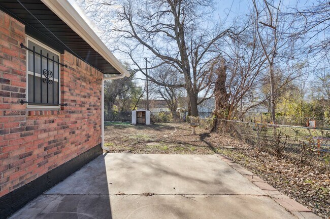 Building Photo - Charming 3-Bedroom Home Near OU Medical