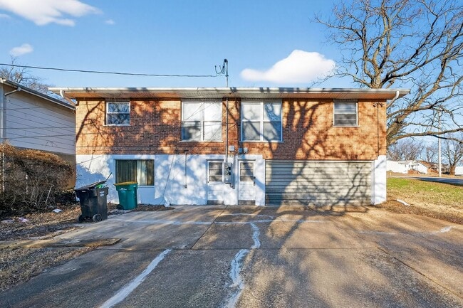 Building Photo - 8908 Scottdale Ave