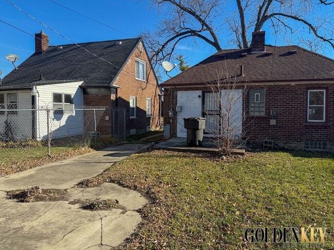 Building Photo - 18685 Asbury Park