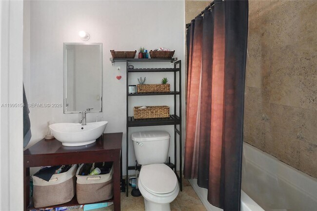 Building Photo - 350 S Miami Ave