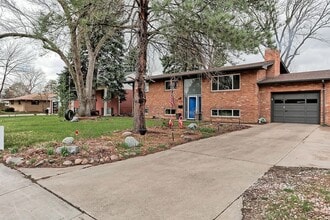 Building Photo - 1117 E Pitkin St