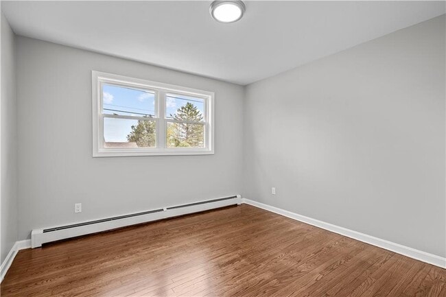 Building Photo - 51 Arrowhead Ln