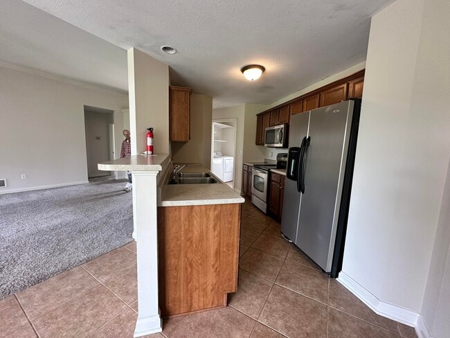 Building Photo - 5711 Vero Way