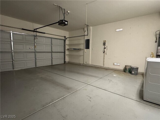 Building Photo - 3025 Seaford Peak Dr