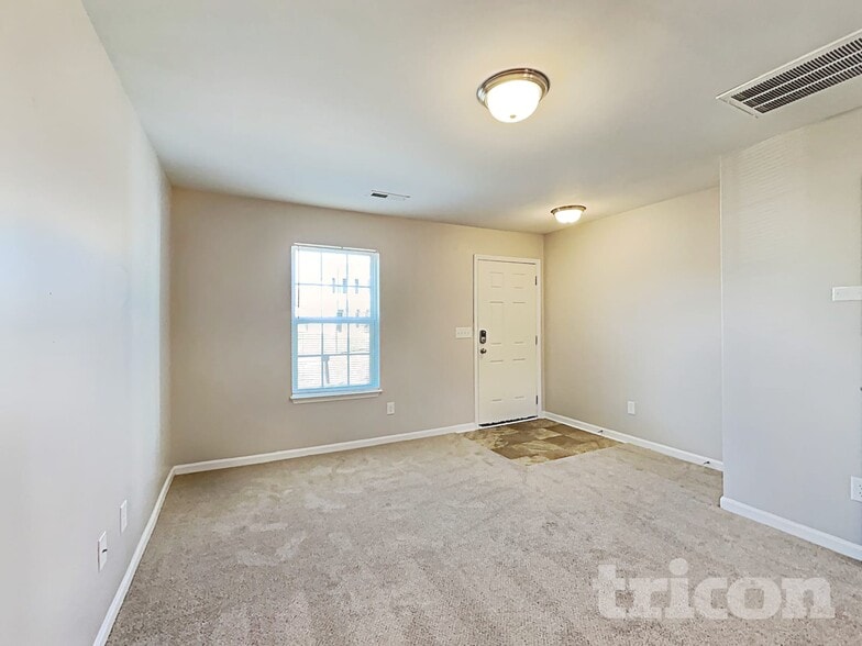 Building Photo - 5819 Natick Dr