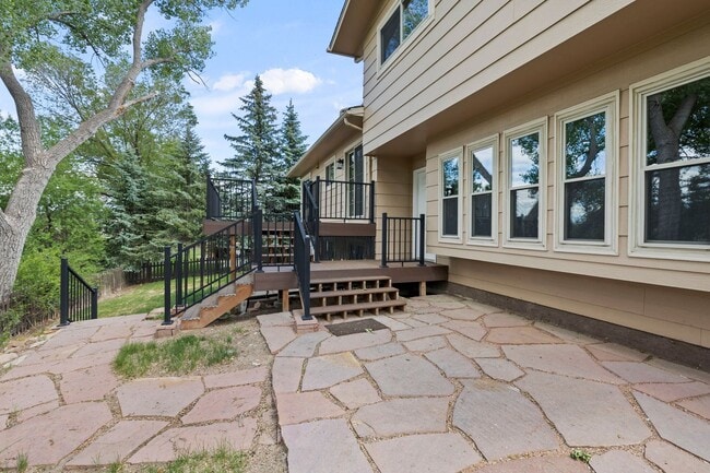 Building Photo - REMODELED ROCKRIMMON RETREAT | 4BD + OFFICE - Security Deposit Waiver Available