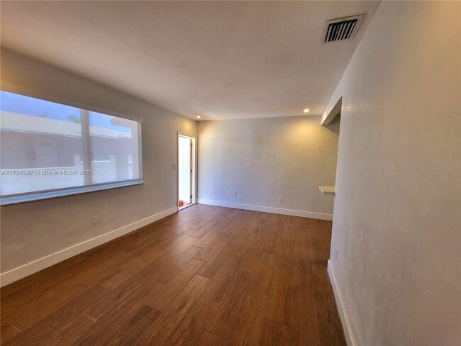 Building Photo - 2355 SW 27th St