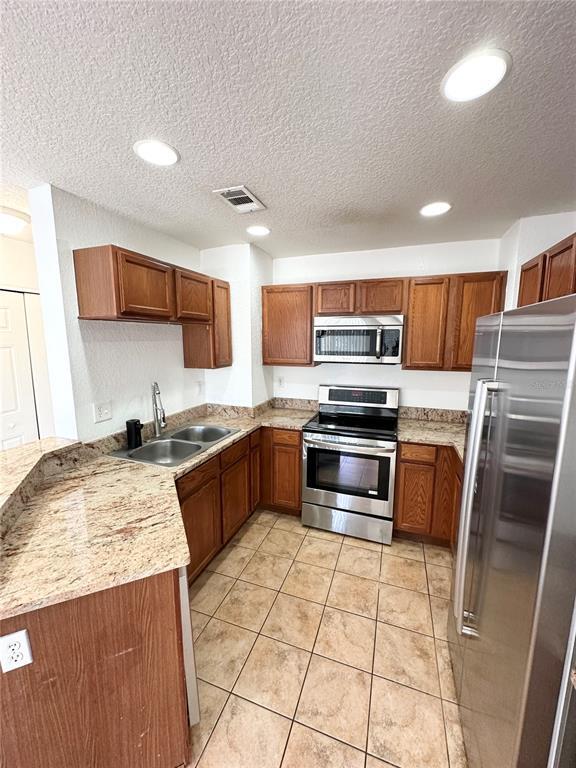 Building Photo - 4600 E Moody Blvd