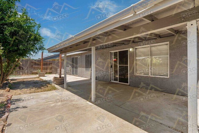 Building Photo - 3524 Hallsboro Ct
