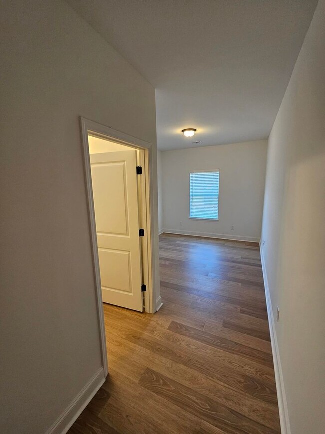 Building Photo - Brand-New Construction in Karns – Washer &...