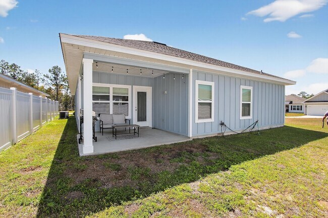 Building Photo - 159 Blooming Cv