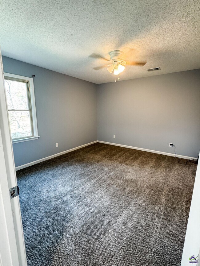 Building Photo - 2108 Marshallville Rd