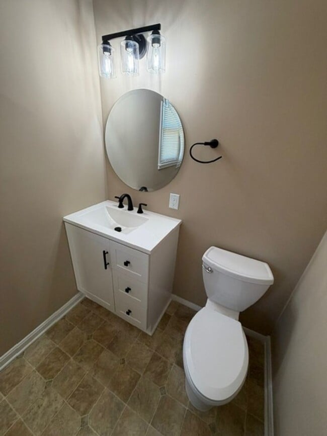 Building Photo - Burlington